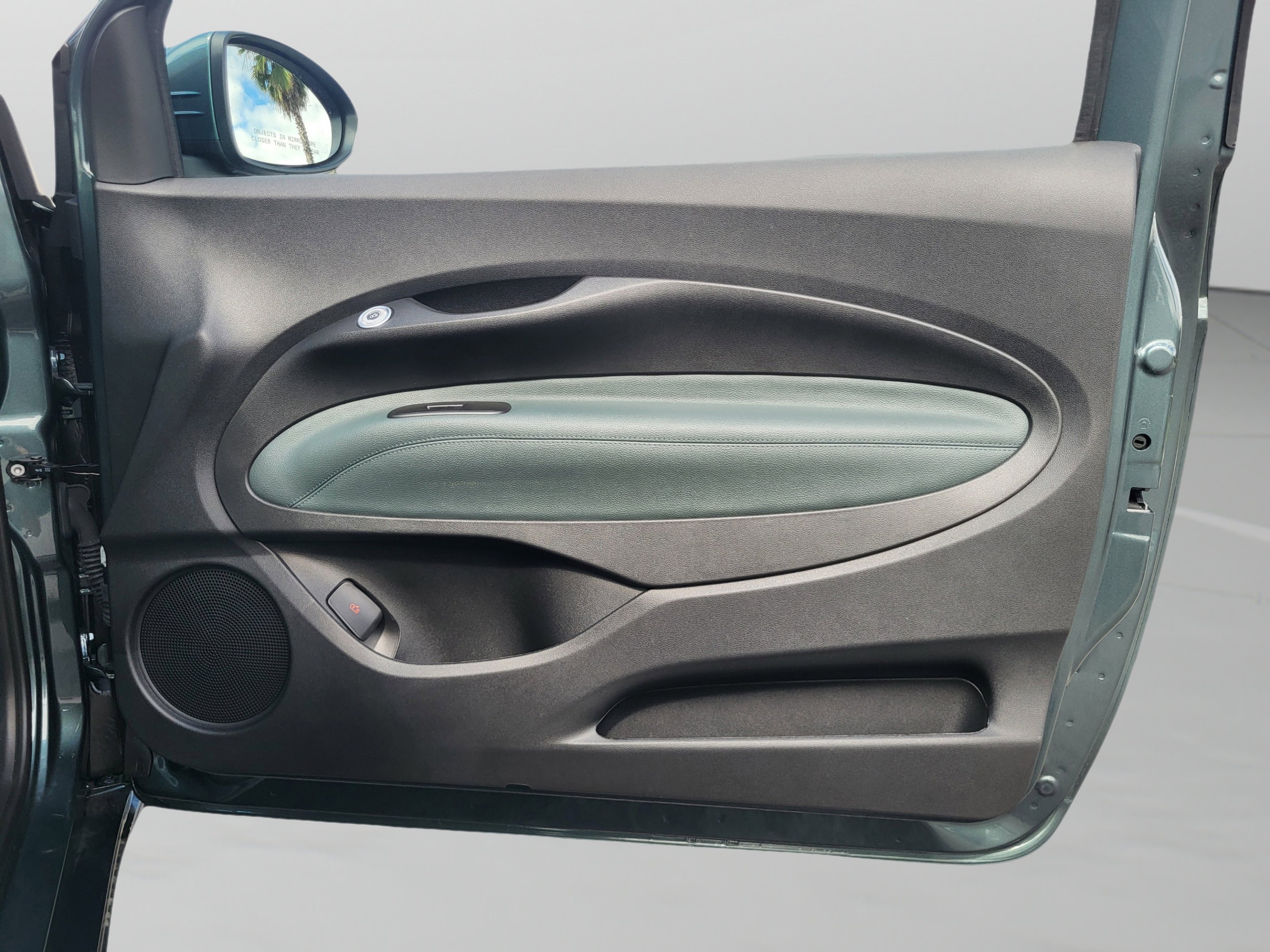 2025 FIAT 500e Base - Photo 36
