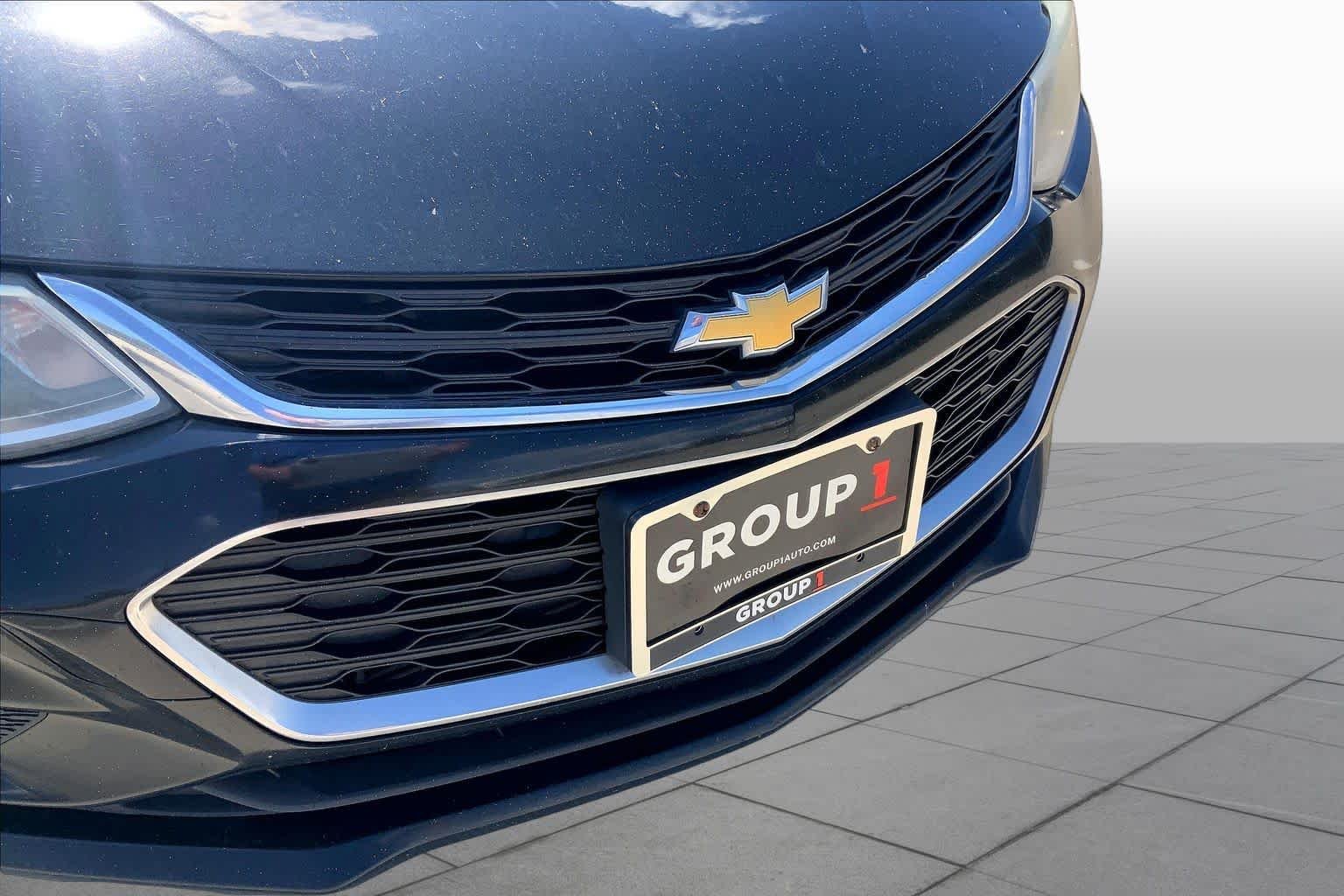 Used 2018 Mosaic Black Metallic Chevrolet LS image 29