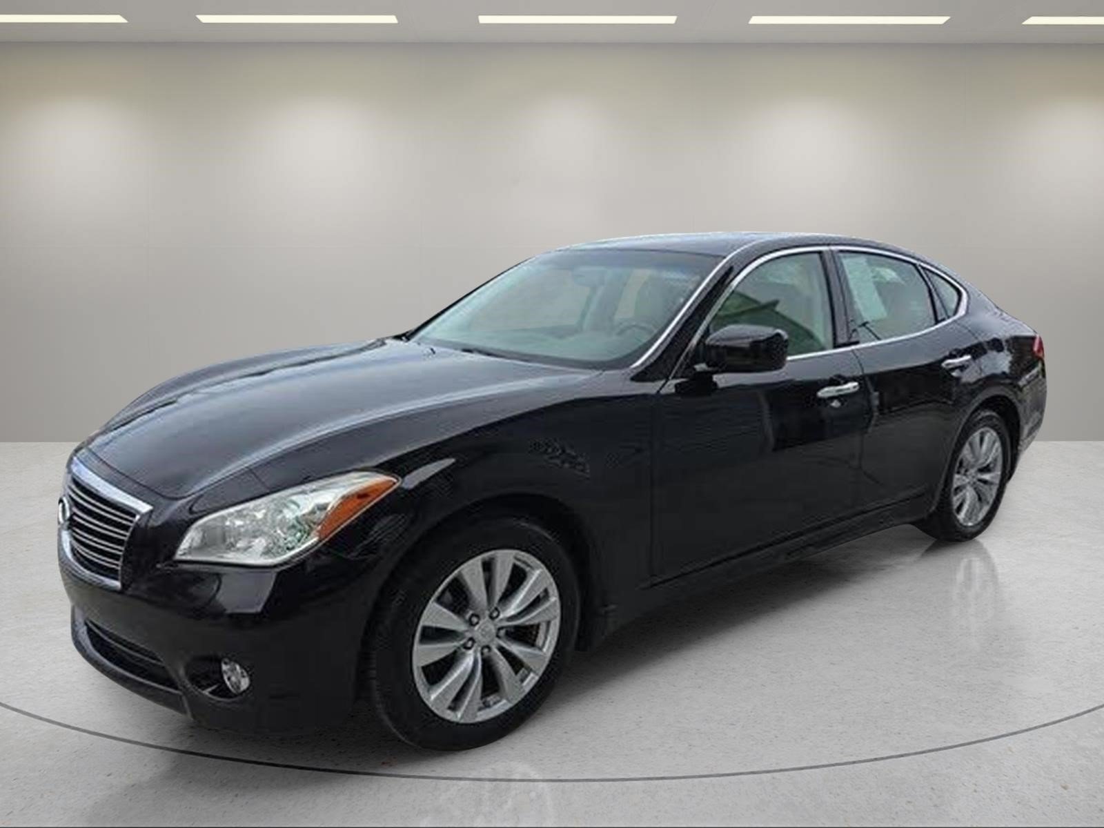 Used 2011 Malbec Black INFINITI Base image 1