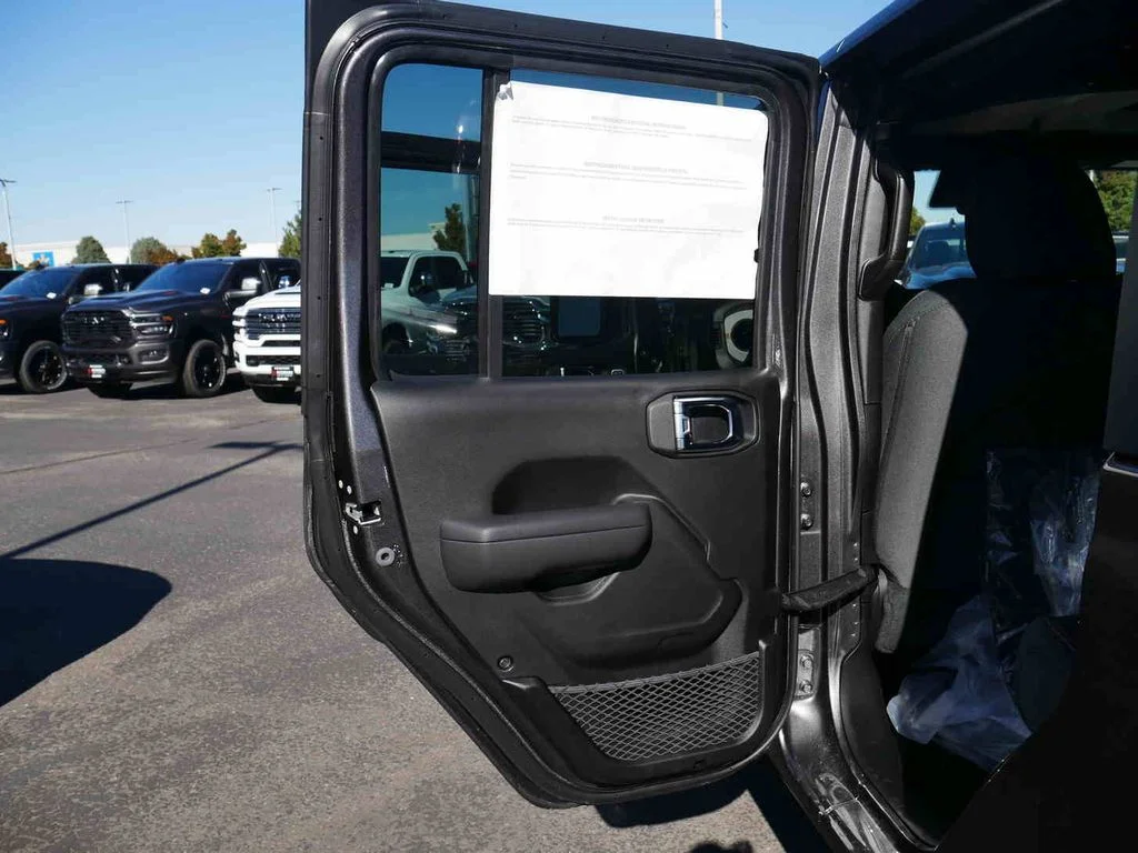2025 Jeep Gladiator Sport S - Photo 10