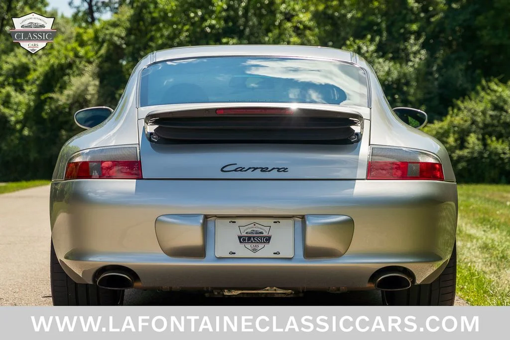 Used 2002 Silver Porsche Carrera image 108