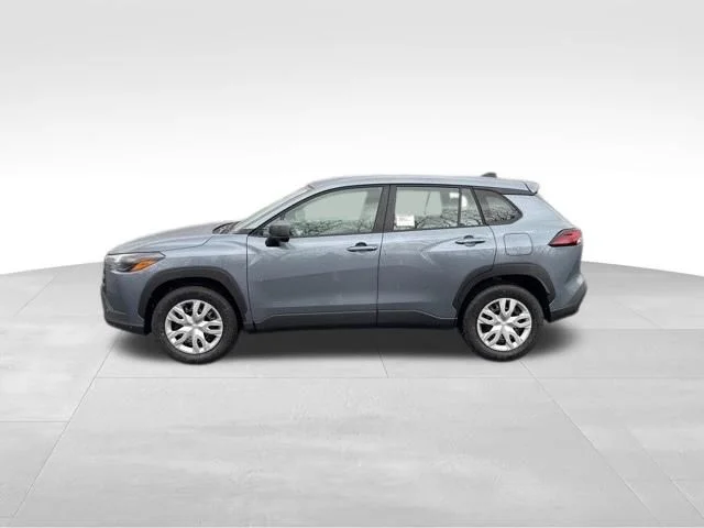 2026 Toyota Corolla Cross L - Photo 2