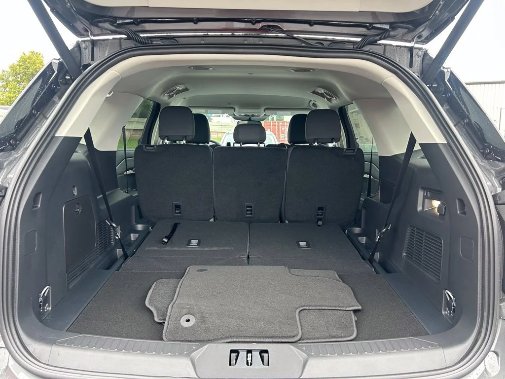 New 2026 Carbonized Gray Metallic Ford Active image 24
