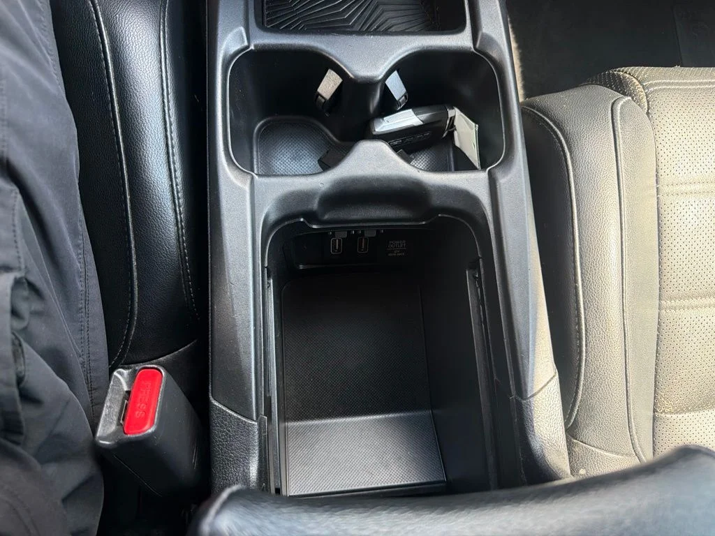 Used 2017  Honda EX-L image 35