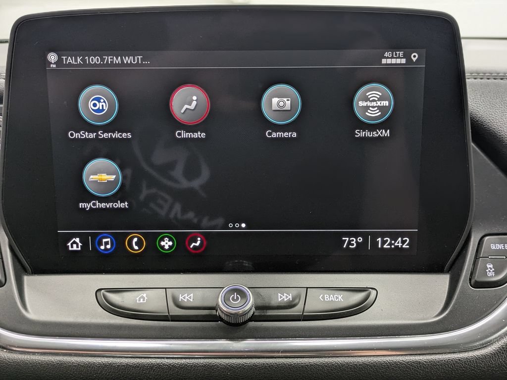 Used 2023 RADIANT RED TINTCOAT Chevrolet LT image 28