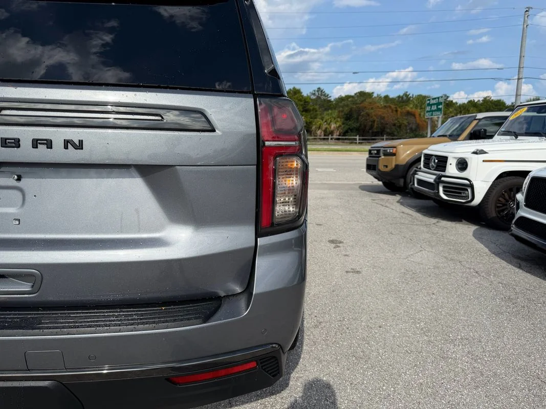 Used 2022  Chevrolet 4WD Z71 image 5