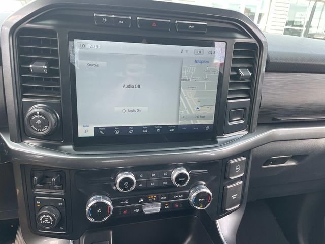 Used 2023 Agate Black Metallic Ford XLT image 27