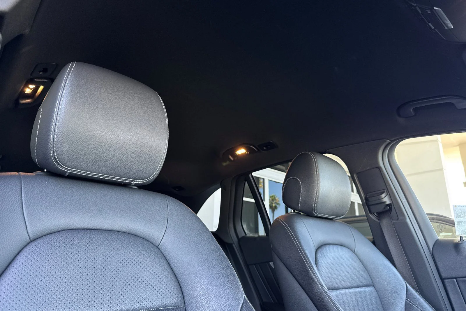 Used 2022 Black Mercedes-Benz GLC 300 image 19