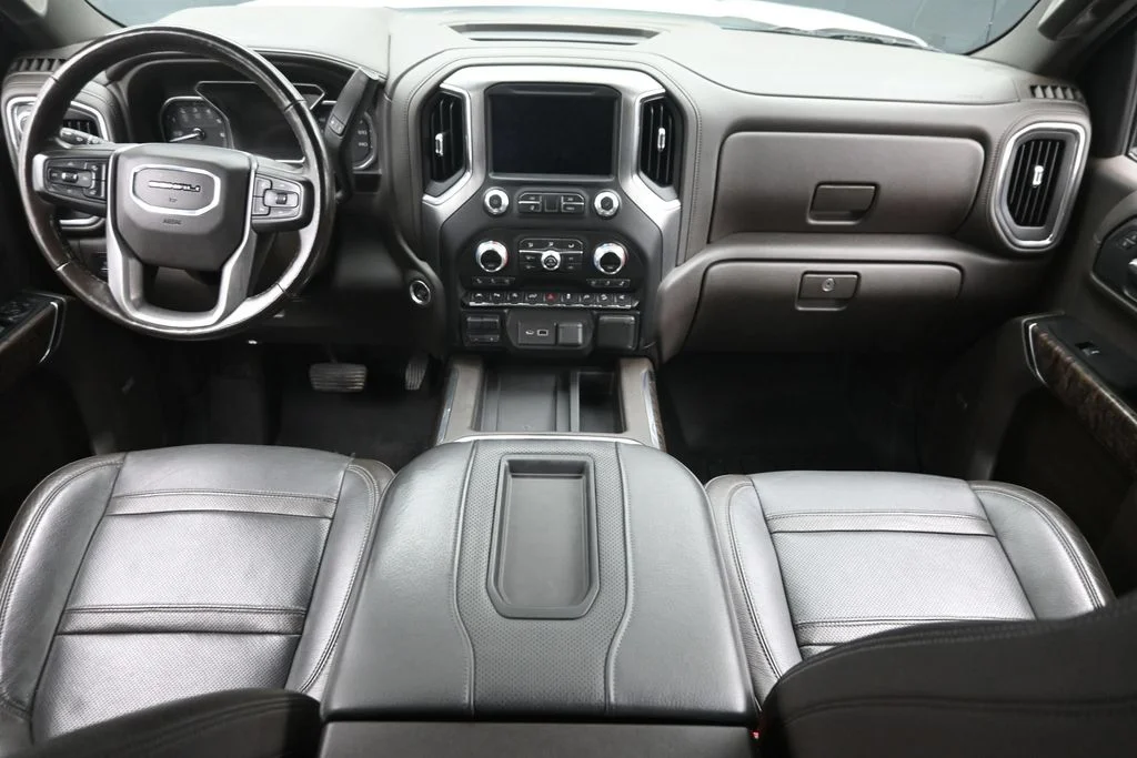 Used 2019 White GMC Denali image 15