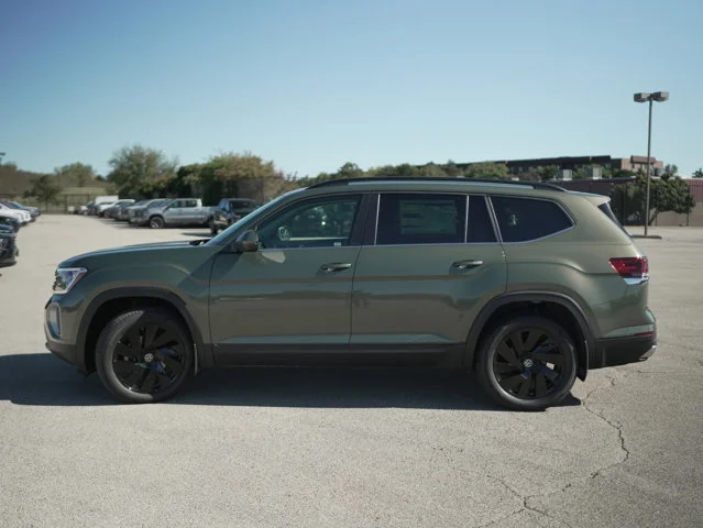 2026 Volkswagen Atlas SE w/Tech - Photo 10