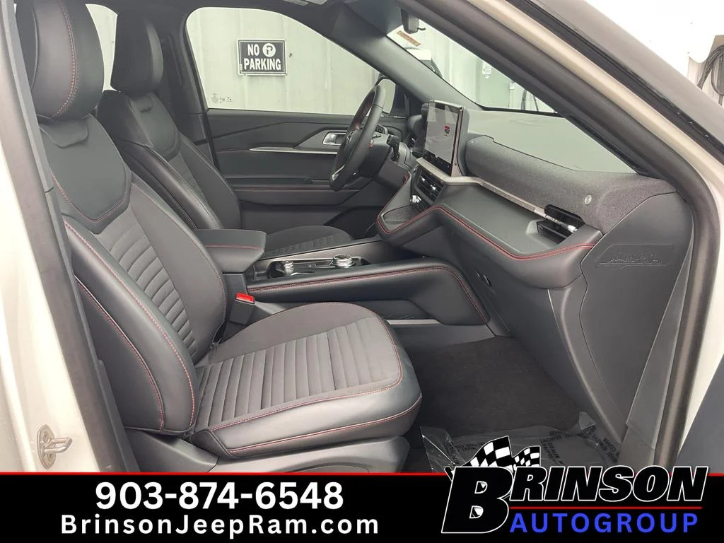 Used 2026 STAR WHITE MET TRI-COAT Ford ST-Line image 27