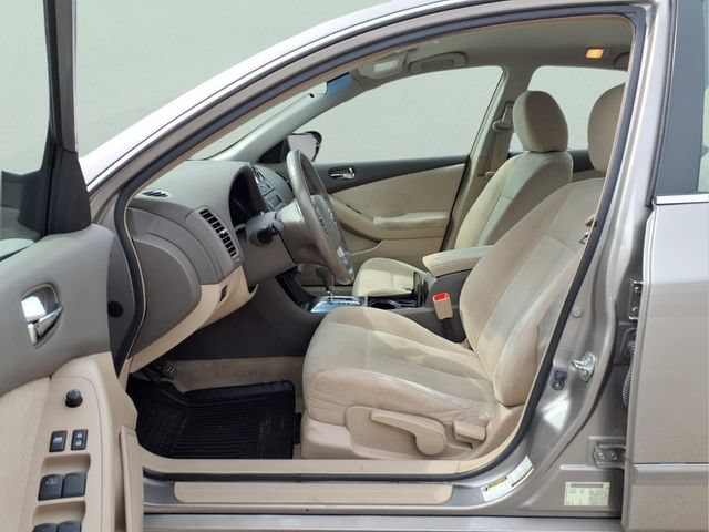 Used 2011  Nissan 2.5 S image 14