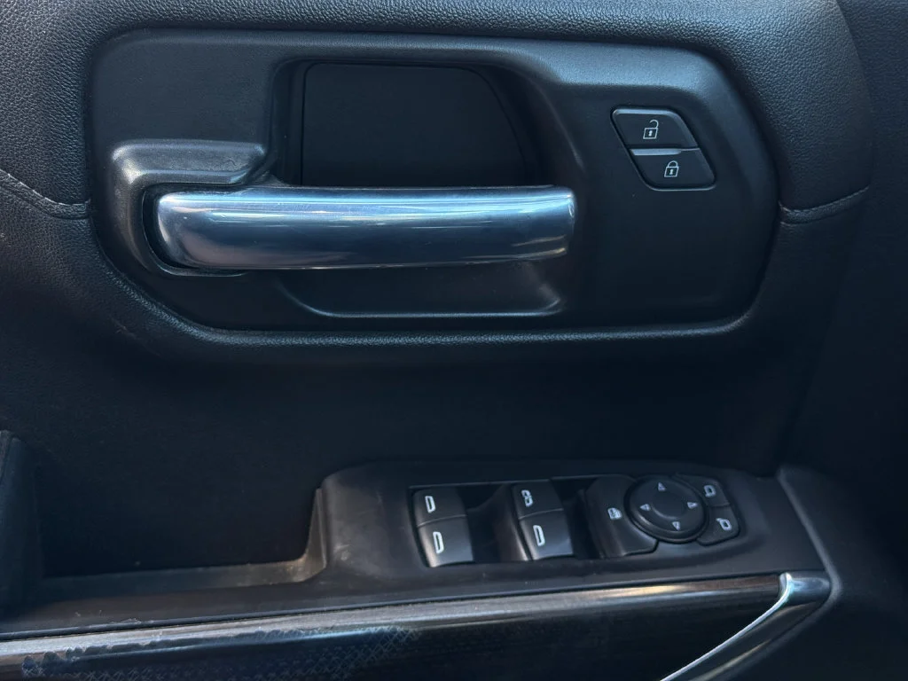 Used 2021 BLACK Chevrolet LT Trail Boss image 29