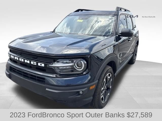 Used 2023 Blue Metallic Ford Outer Banks image 4