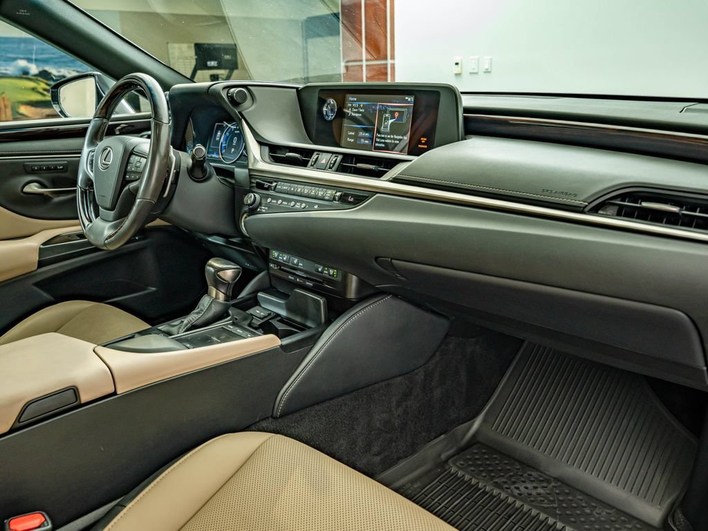 Used 2019 Gray Pearl Lexus 350 image 38