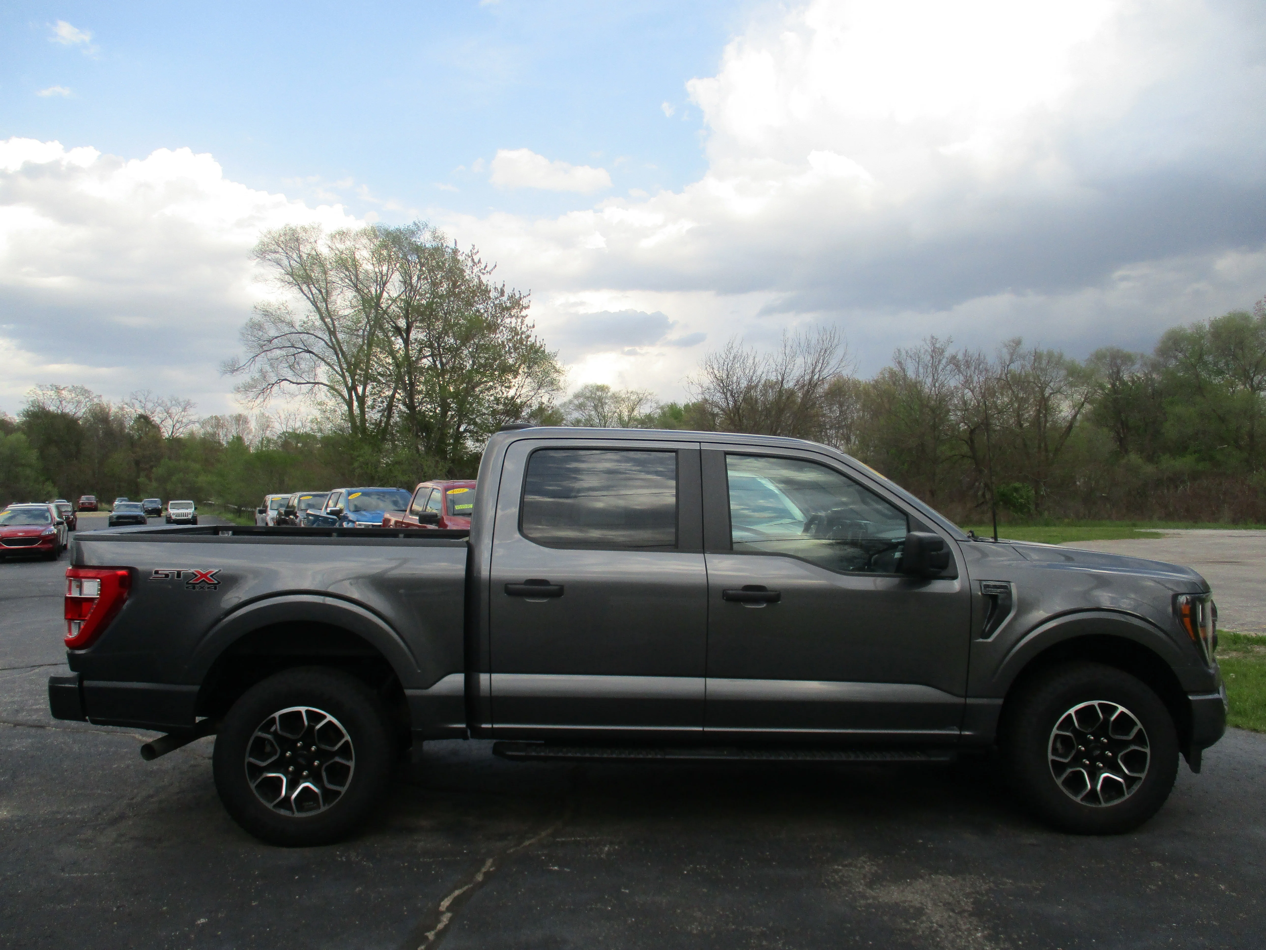 Used 2023 Carbonized Gray Metallic Ford XL image 6