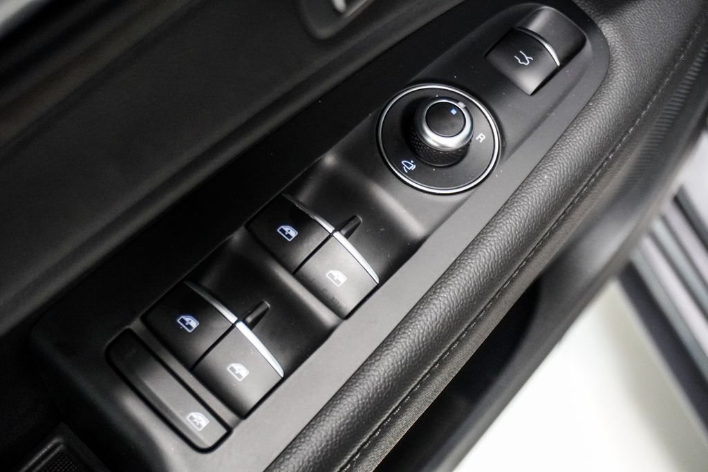 Used 2023 Gray Alfa Romeo Ti image 21
