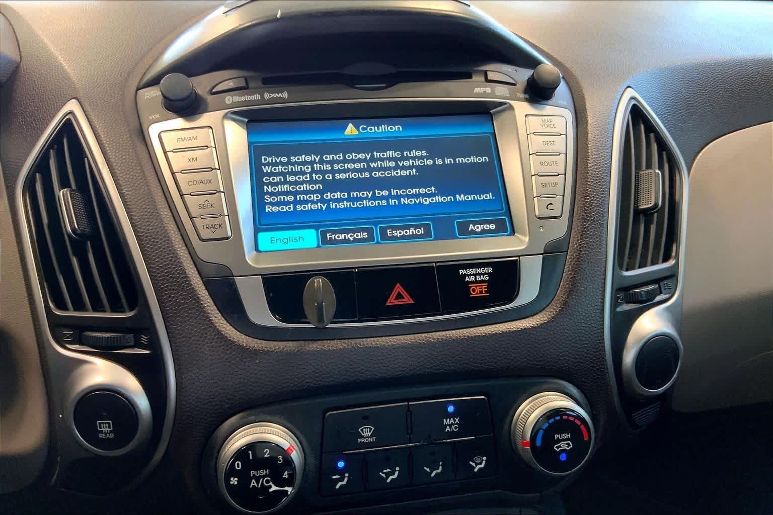 Used 2011 Iris Blue Hyundai GLS image 6
