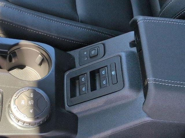 New 2026 Avalanche Gray Ford Big Bend® image 10