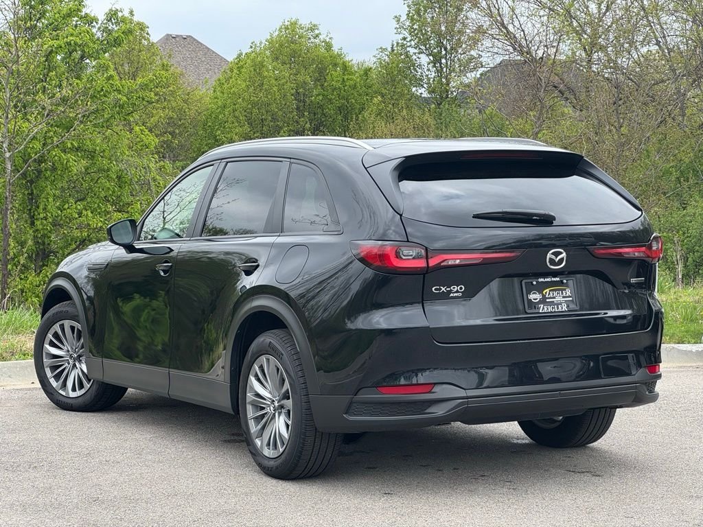 Used 2024 Jet Black Mica Mazda 3.3 Turbo Select image 4