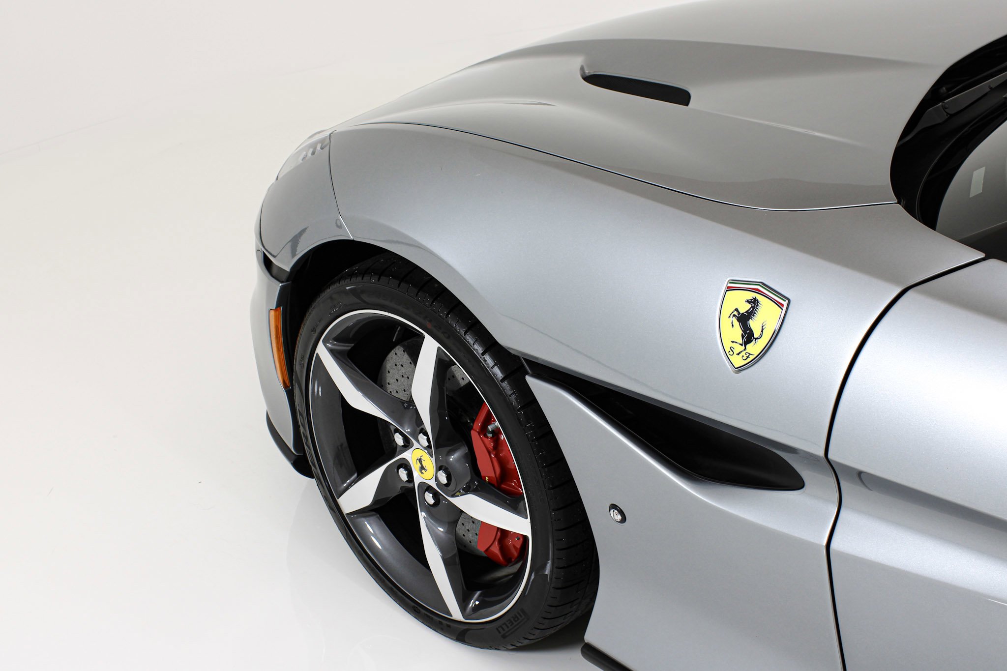 Certified Used 2023 Gray Ferrari  image 19