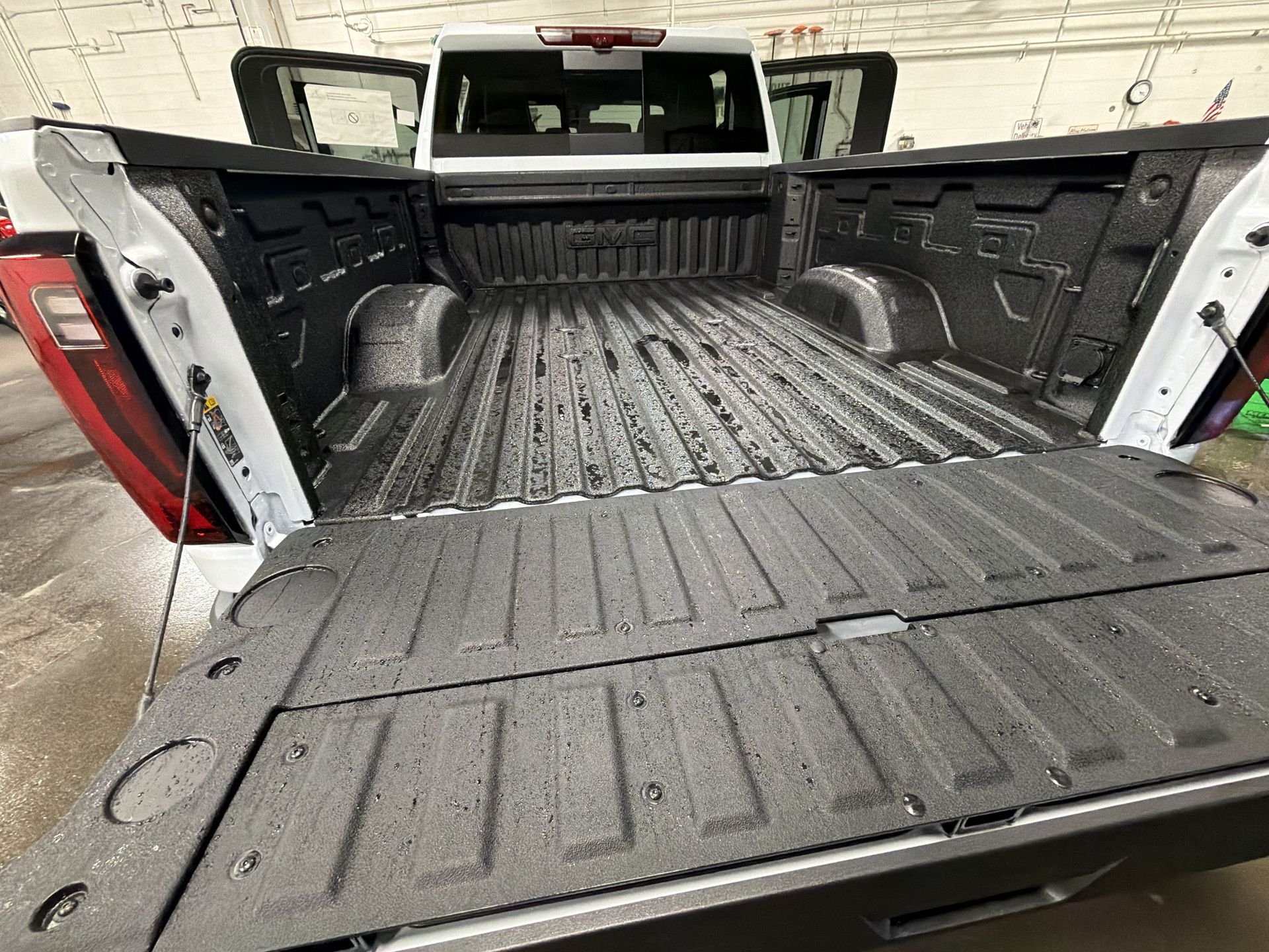 2026 GMC Sierra 3500HD Denali Ultimate - Photo 57