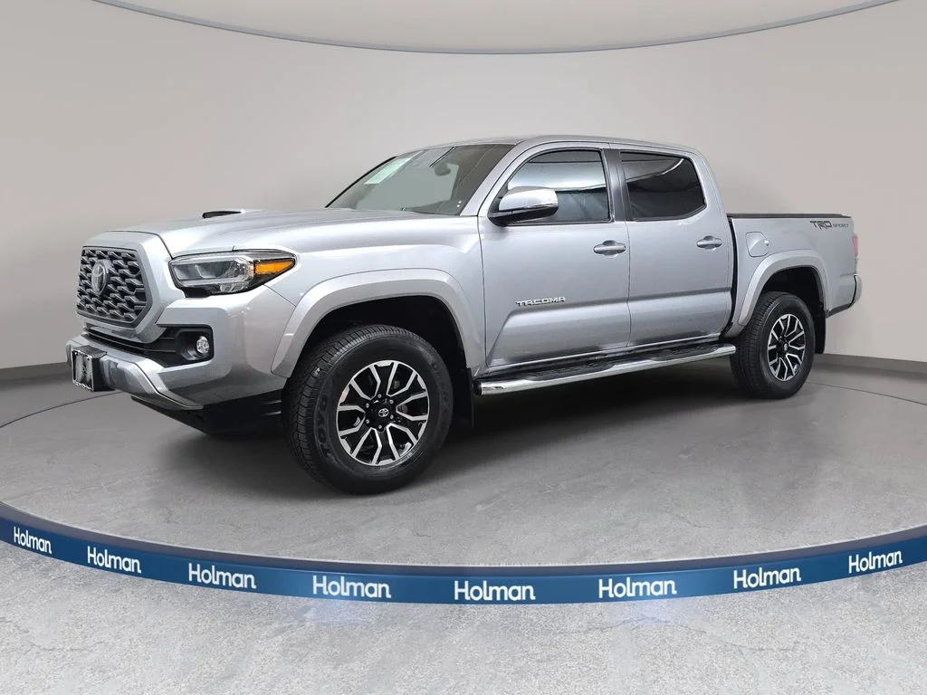Used 2020 Silver Toyota SR5 image 1