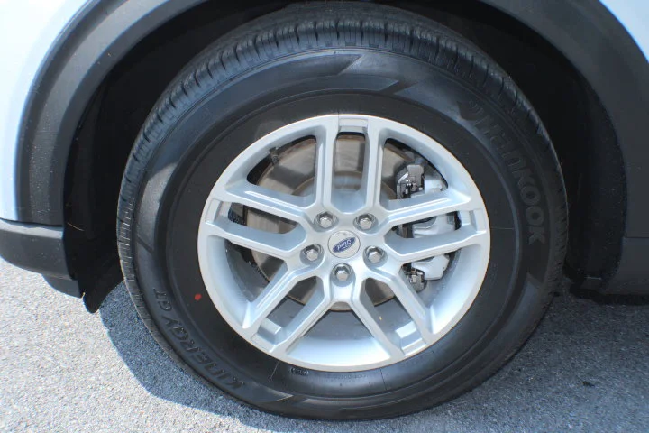 Used 2025 White Ford Active image 5