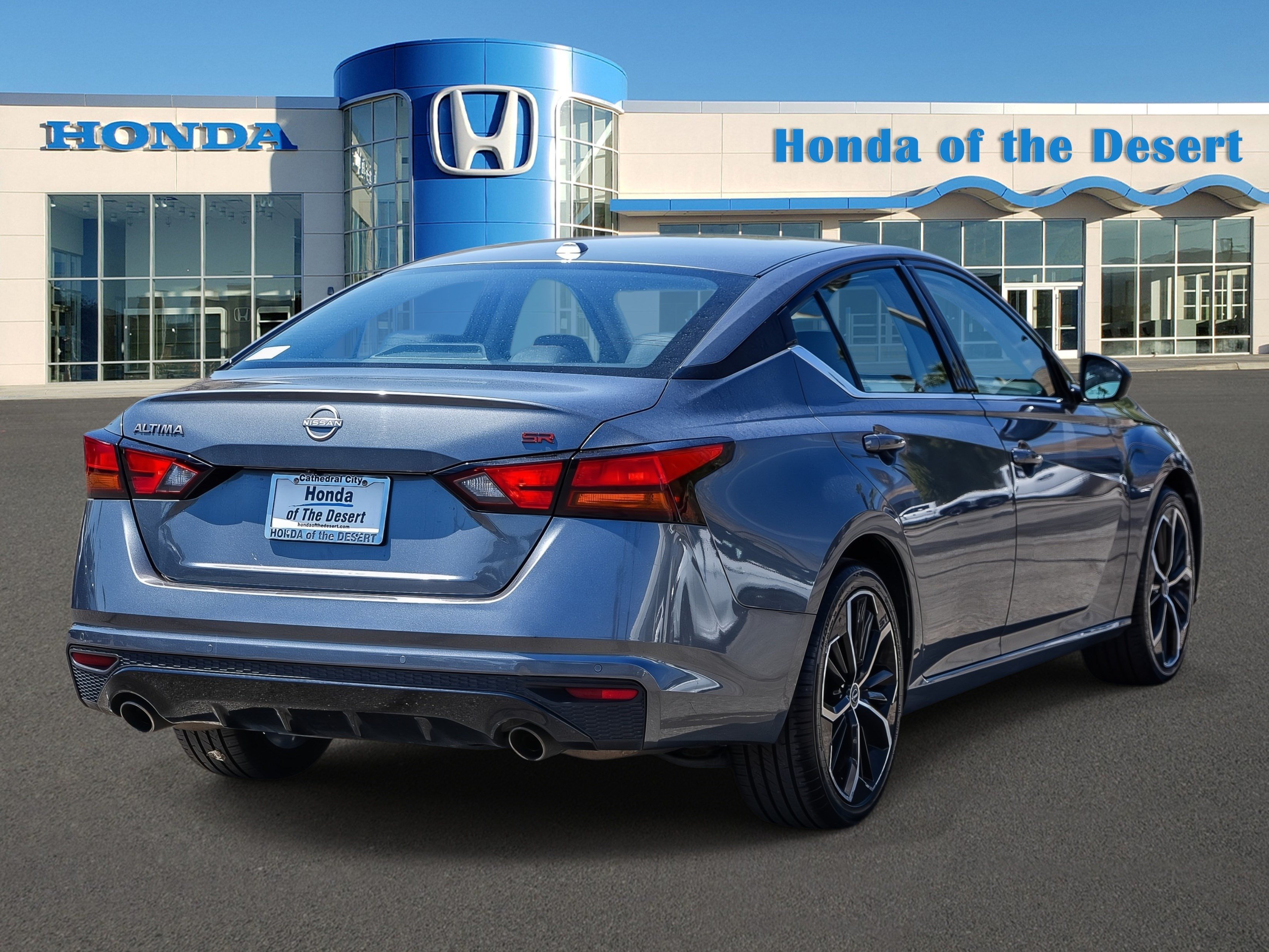 Used 2024 Gun Metallic Nissan 2.5 SR image 4