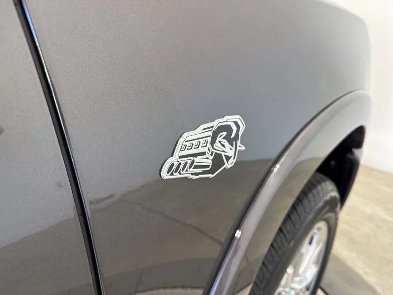 New 2026 Granite Crystal Metallic Clear-Coat Exterior Paint RAM Big Horn/Lone Star image 8