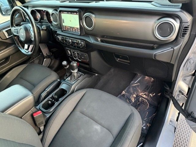 2020 Jeep Wrangler Unlimited Sahara - Photo 17