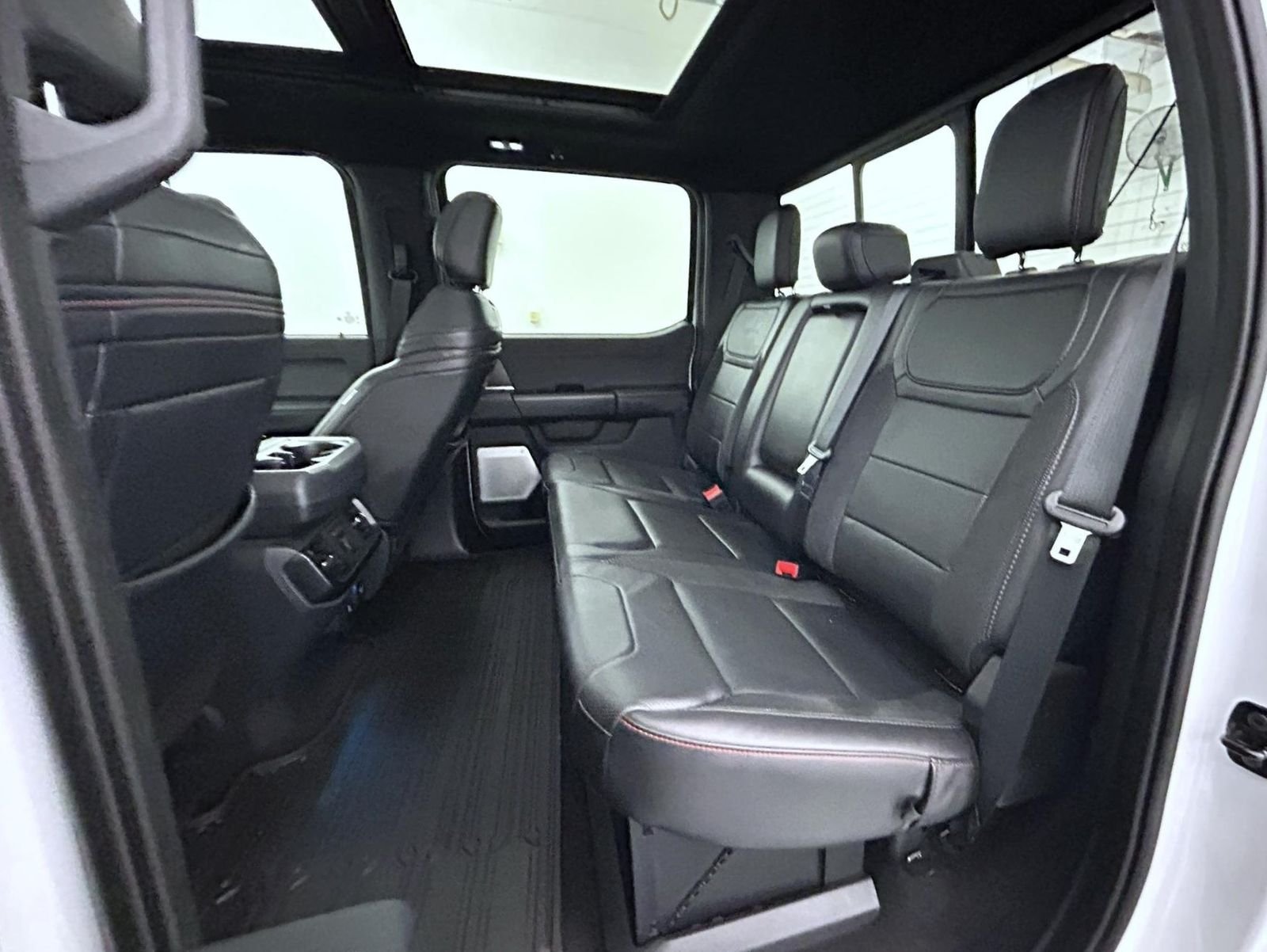 Used 2025 White Ford Raptor image 19