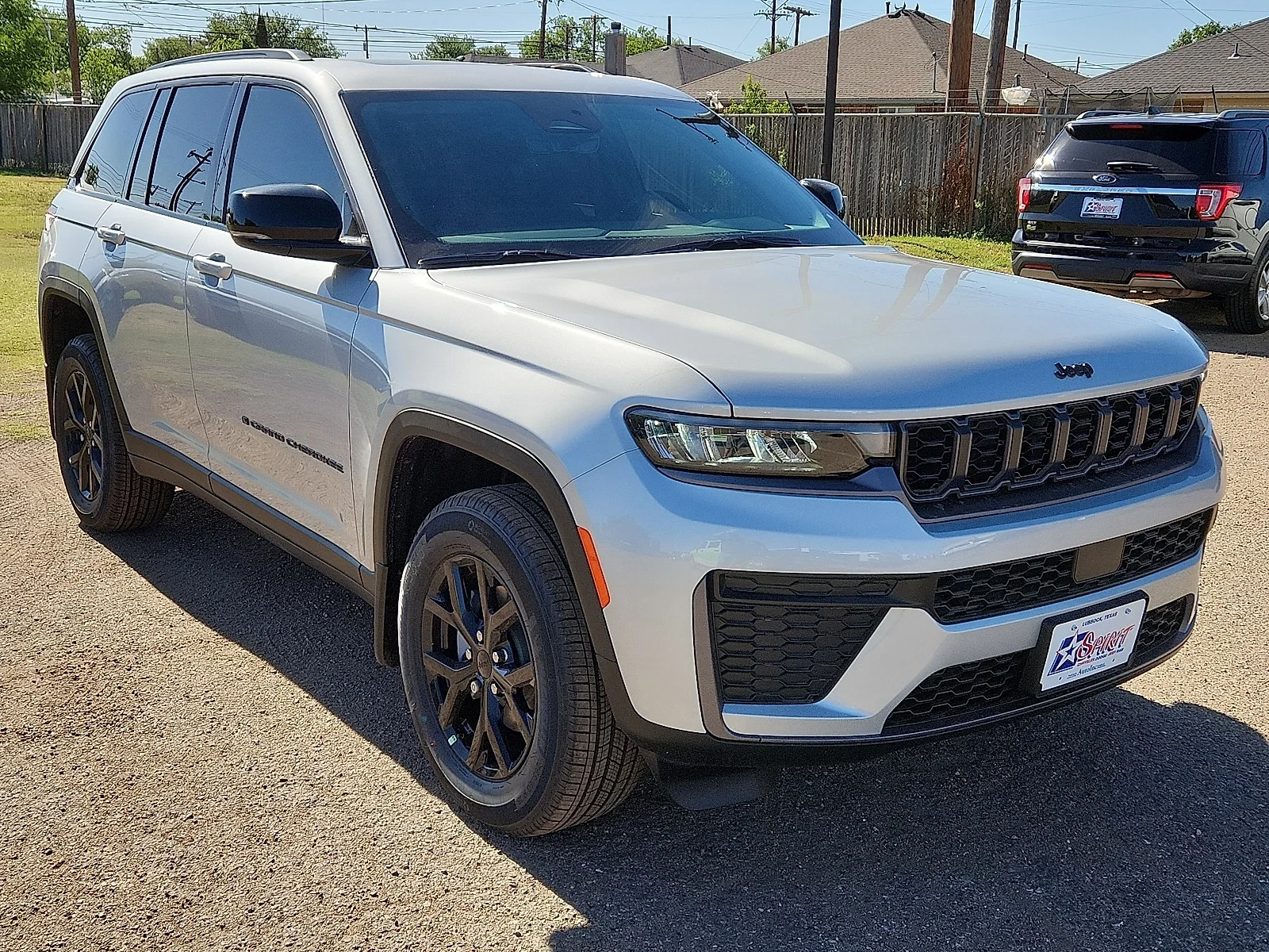New 2026 Silver Jeep LAREDO ALTITUDE 4X4 image 6