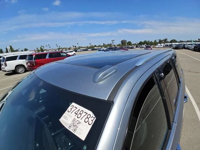 Used 2025 Gray Chevrolet High Country image 2