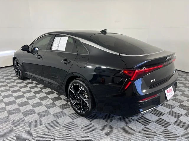 Used 2025 Black Kia GT-Line image 5