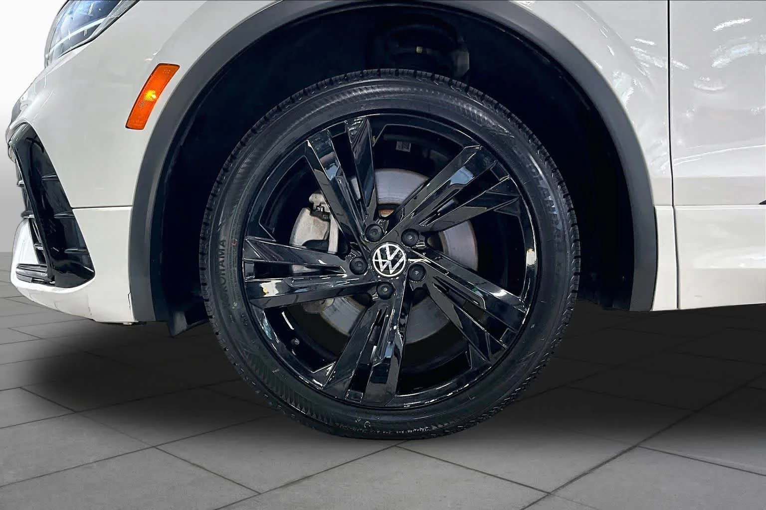 Used 2023 Opal White Pearl Volkswagen SE R-Line Black image 11