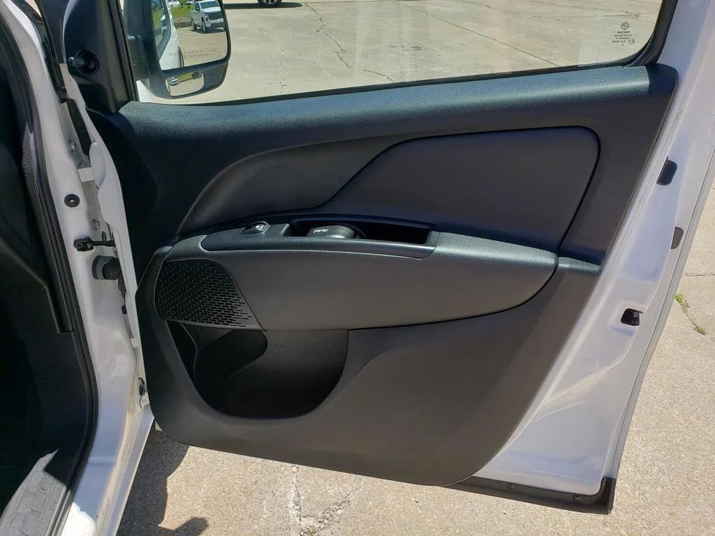 Used 2022 Bright White Ram Tradesman image 20