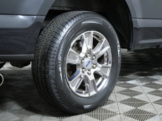 Used 2015 Black Ford XLT image 7