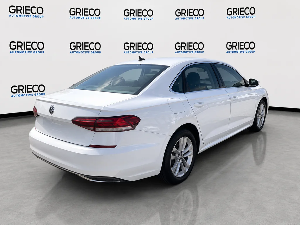 Used 2020 White Volkswagen 2.0T SE image 2