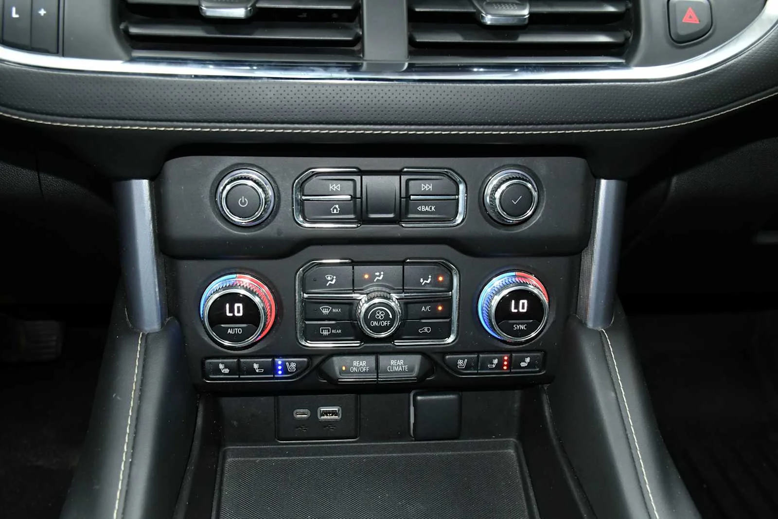 Used 2022 Summit White GMC SLT image 21
