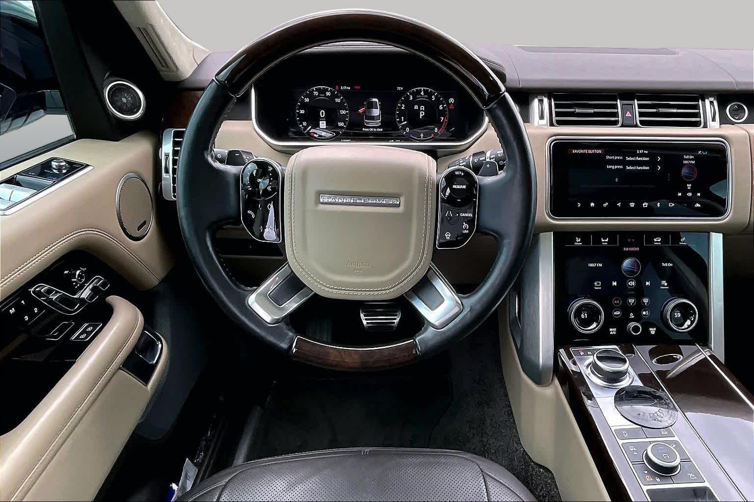 Used 2022 Fuji White Land Rover Westminster image 6
