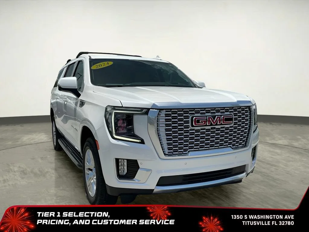 Used 2024 White Frost Tricoat GMC Denali image 13