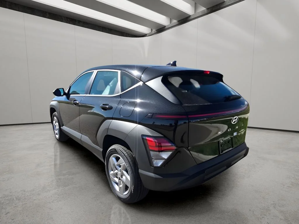 Used 2026 Abyss Black Pearl Hyundai SE image 3