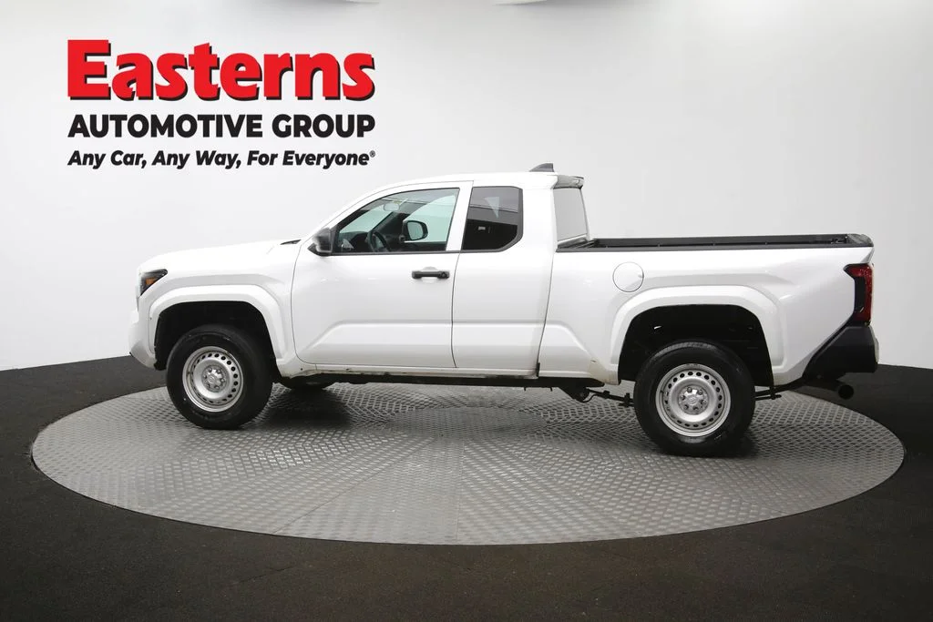 Used 2024 White Toyota SR image 117