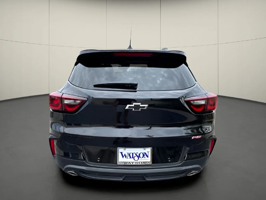 New 2026 Mosaic Black Metallic Chevrolet RS image 4