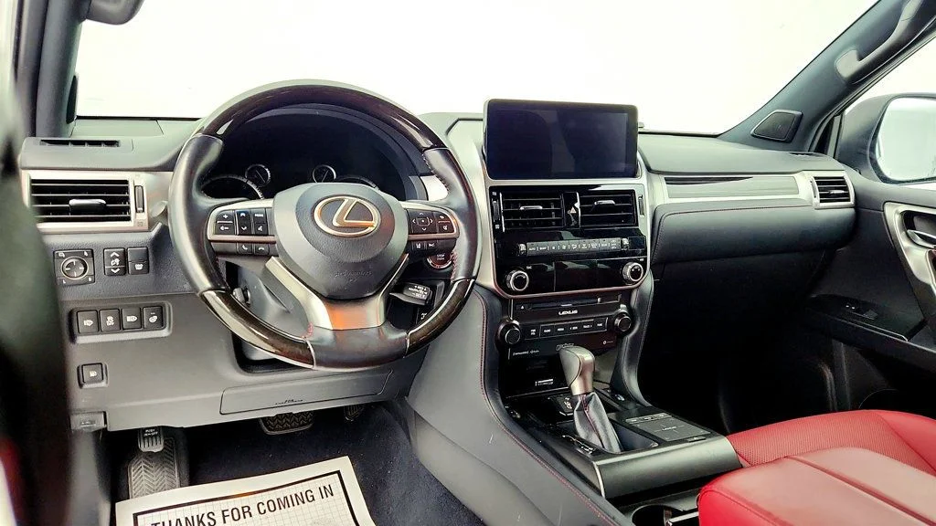 Used 2023 Eminent White Pearl Lexus GX 460 Premium 4WD with Plus Package, Tow Hitch & Heated SW image 13