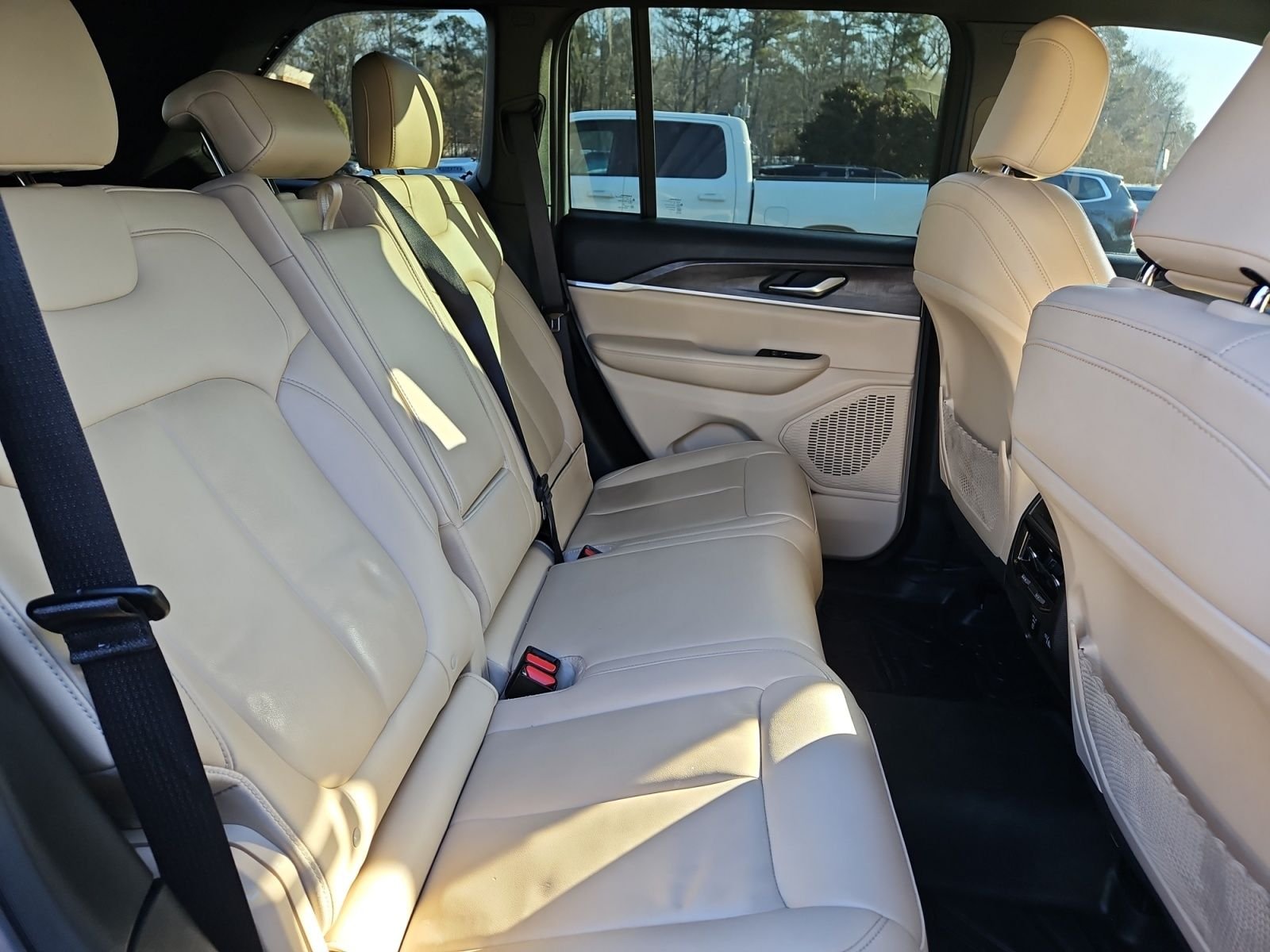 2023 Jeep Grand Cherokee Limited - Photo 17