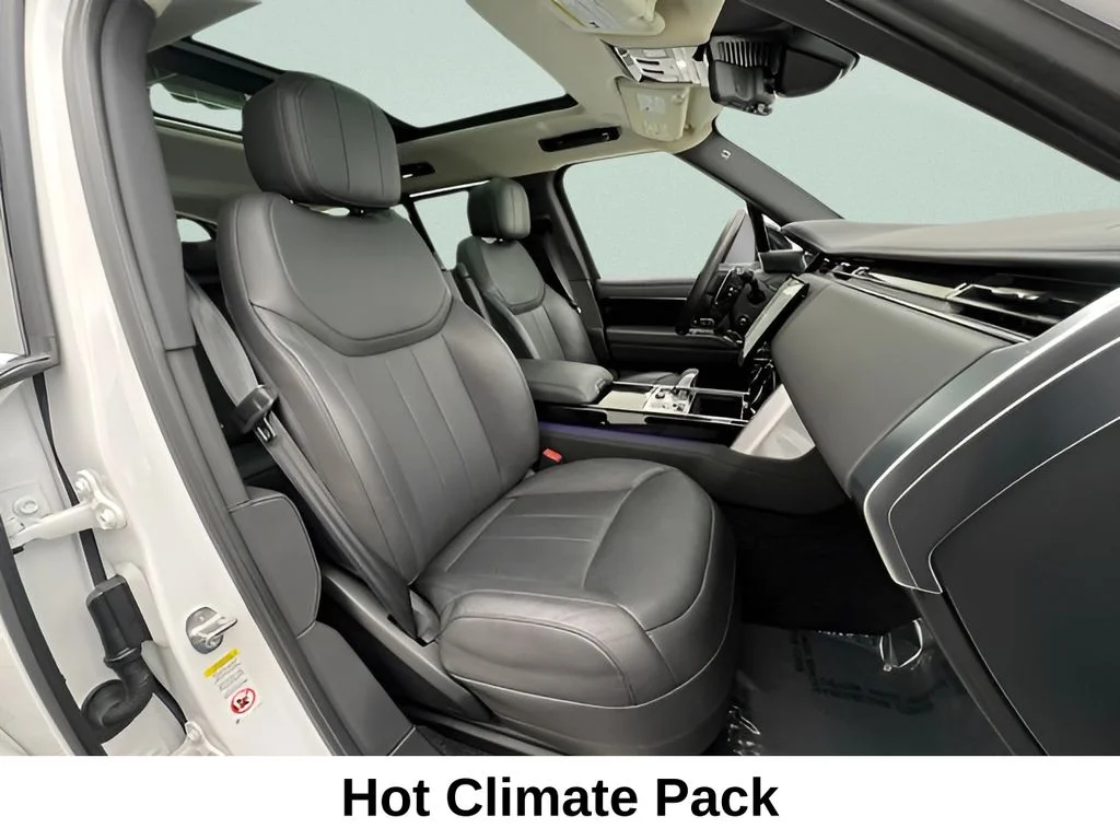 Used 2023 Fuji White Land Rover SE image 9