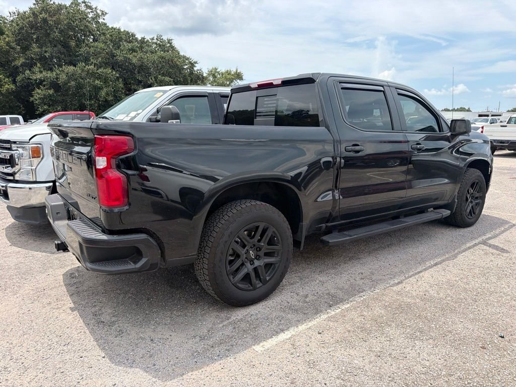 Used 2025 Black Chevrolet RST image 5