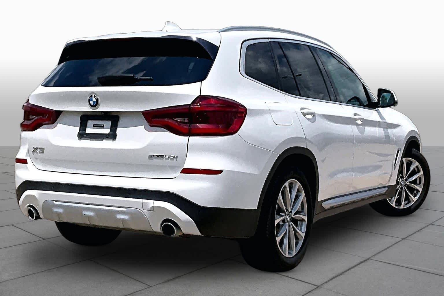 Used 2019 Alpine White BMW sDrive30i image 19